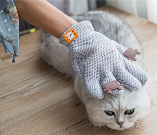 Gentle Pet Hair Removal Glove for Easy Grooming